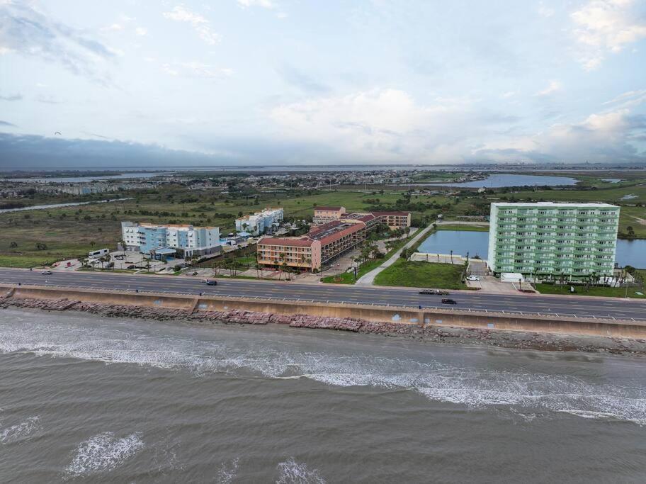 Baca Beach Escape I - 3 Pools - Pet Friendly Galveston Exterior foto