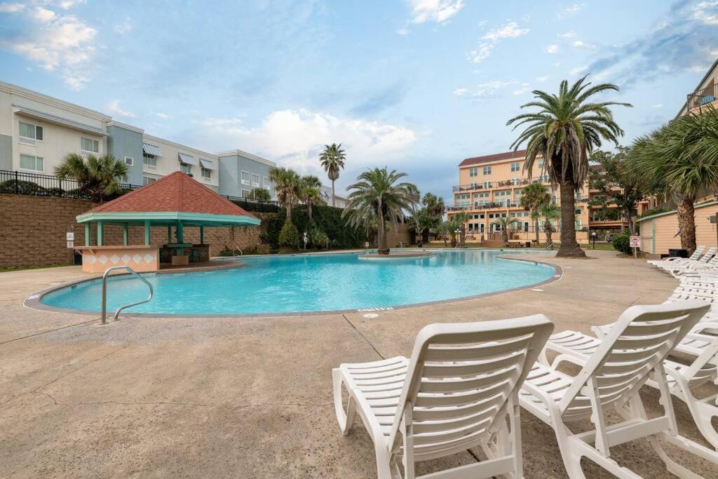 Baca Beach Escape I - 3 Pools - Pet Friendly Galveston Exterior foto