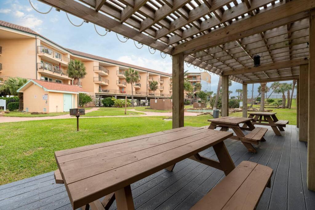 Baca Beach Escape I - 3 Pools - Pet Friendly Galveston Exterior foto